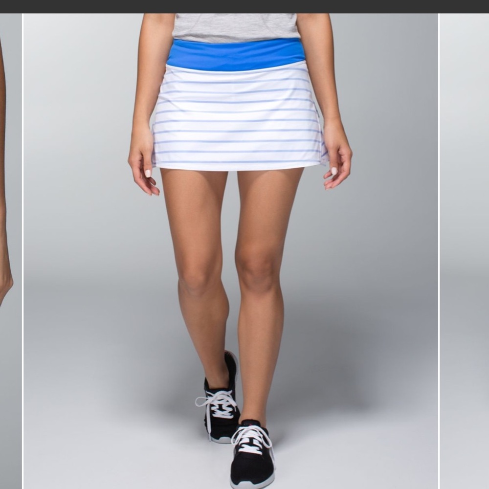 Lululemon Pace Setter skirt in Size 2 in Pipedream blue and white stripe